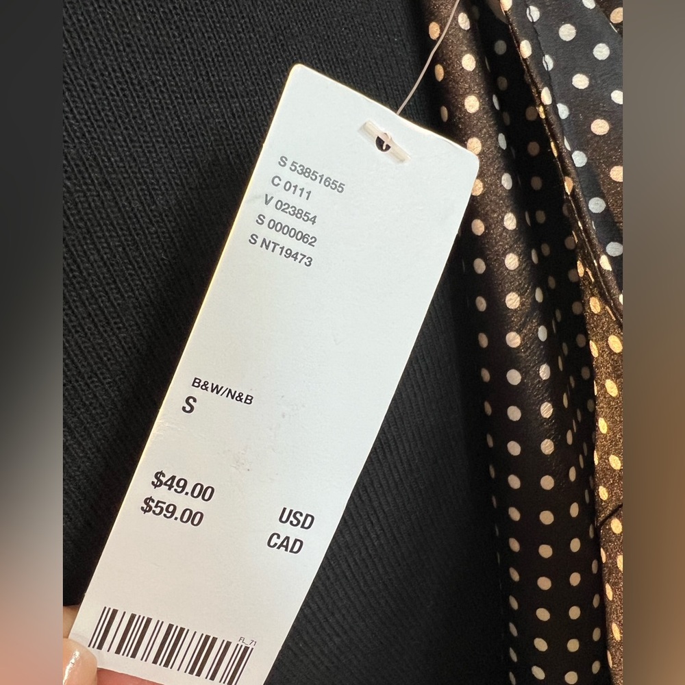 NWT Urban outfitters polka dot wrap crop top - Picture 3 of 10